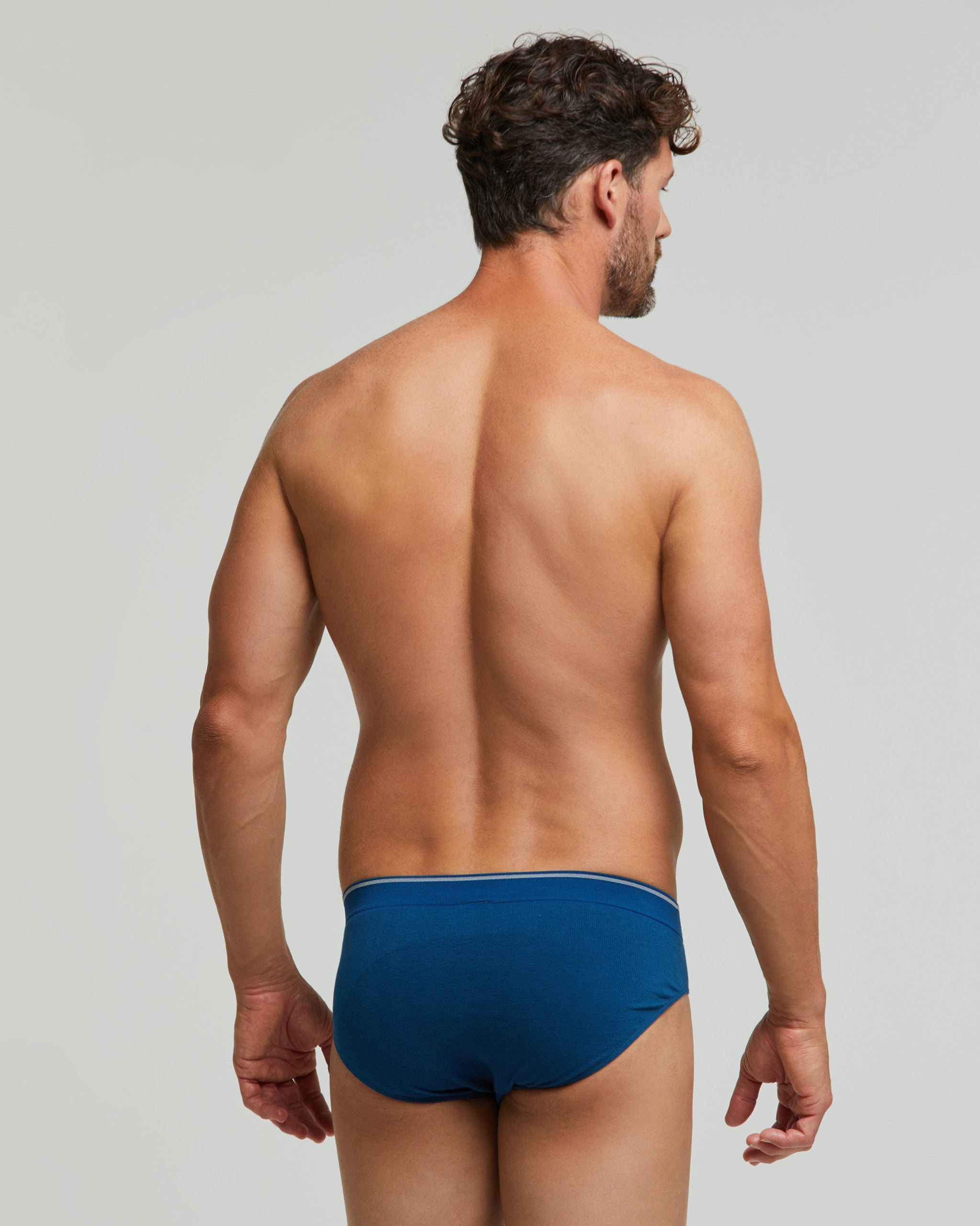 Men's seamless cotton briefs