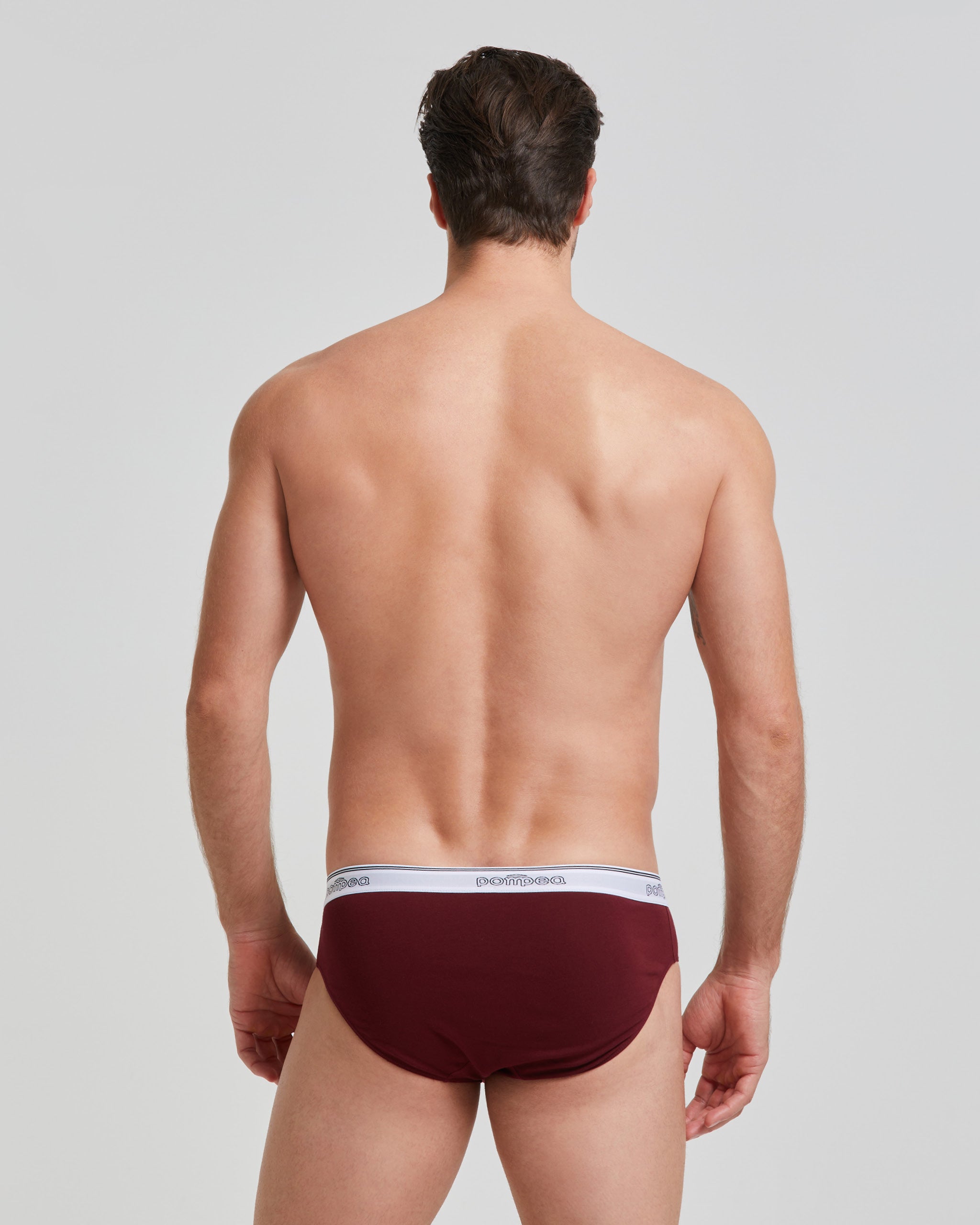 Men's cotton briefs with visible logo elastic