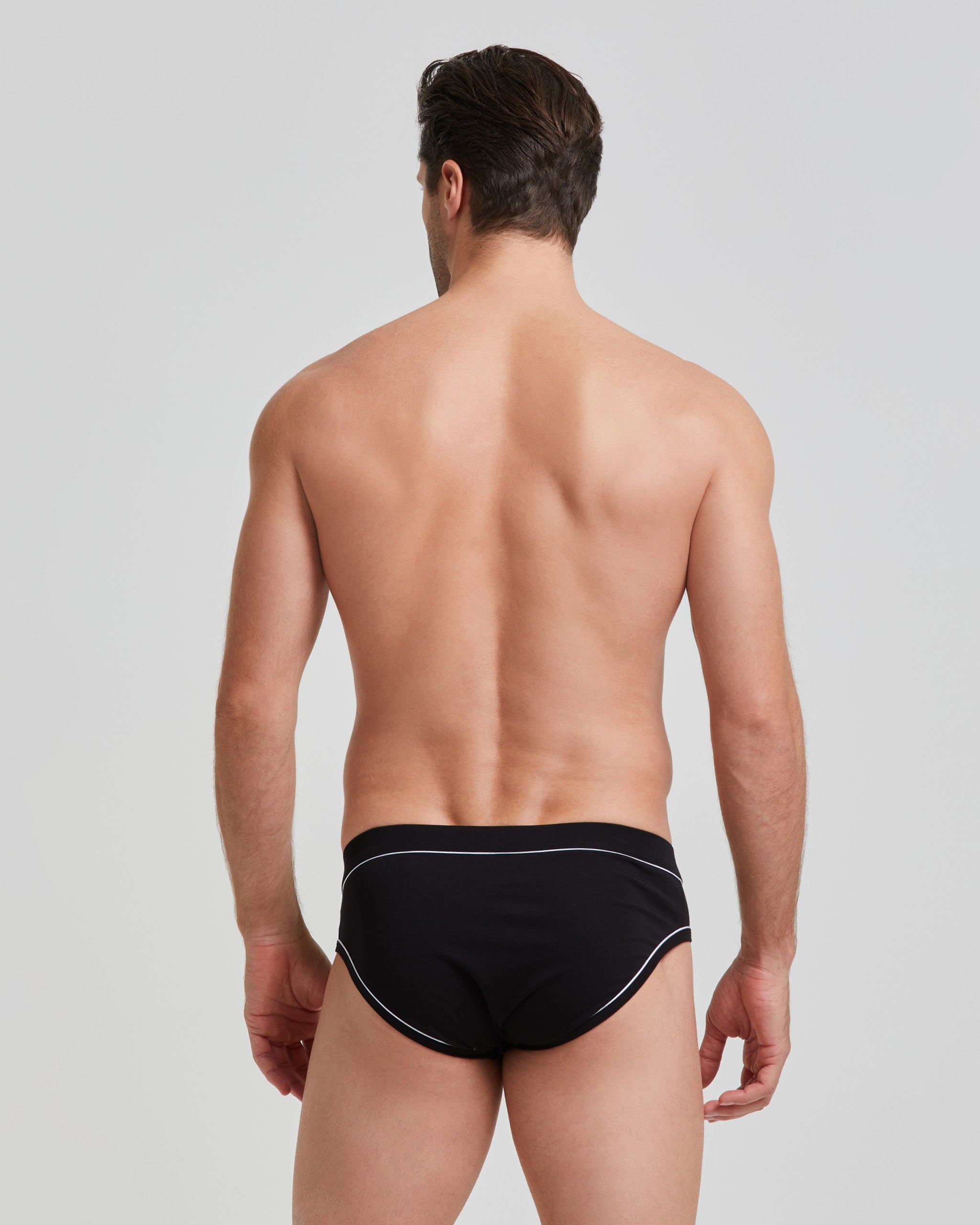 Men's cotton briefs with contrasting details