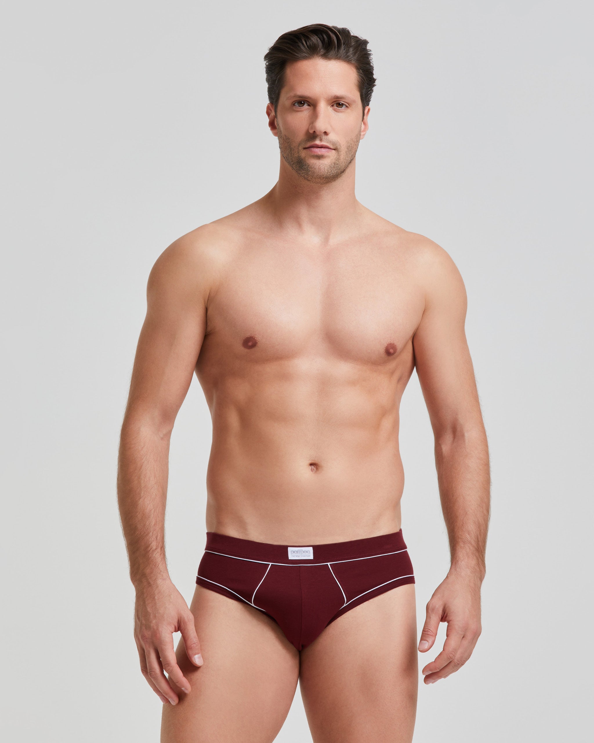 Men's cotton briefs with contrasting details