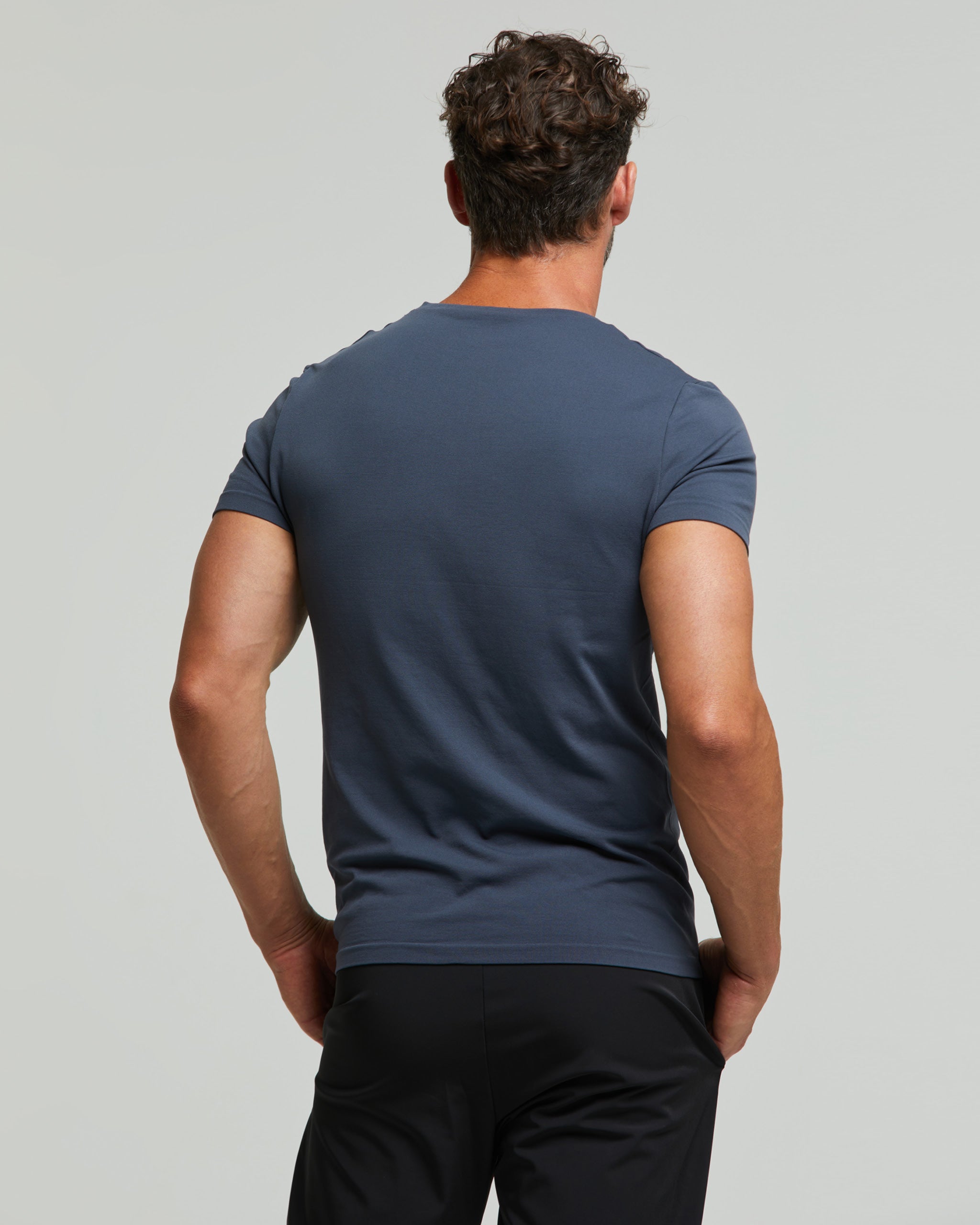 Seamless V-neck T-Shirt