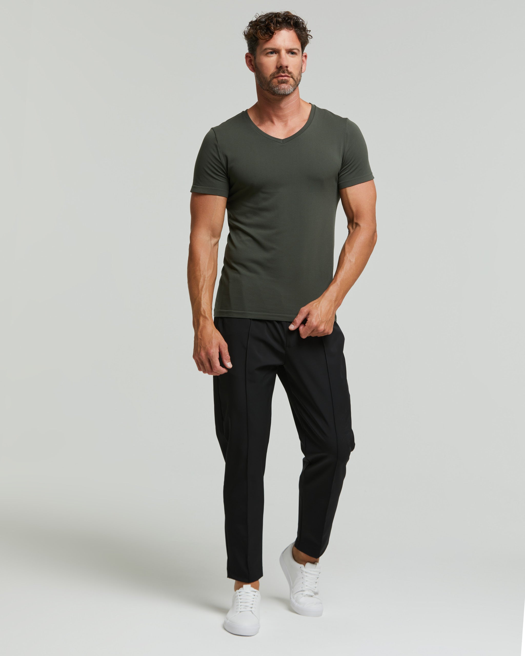 Seamless V-neck T-Shirt