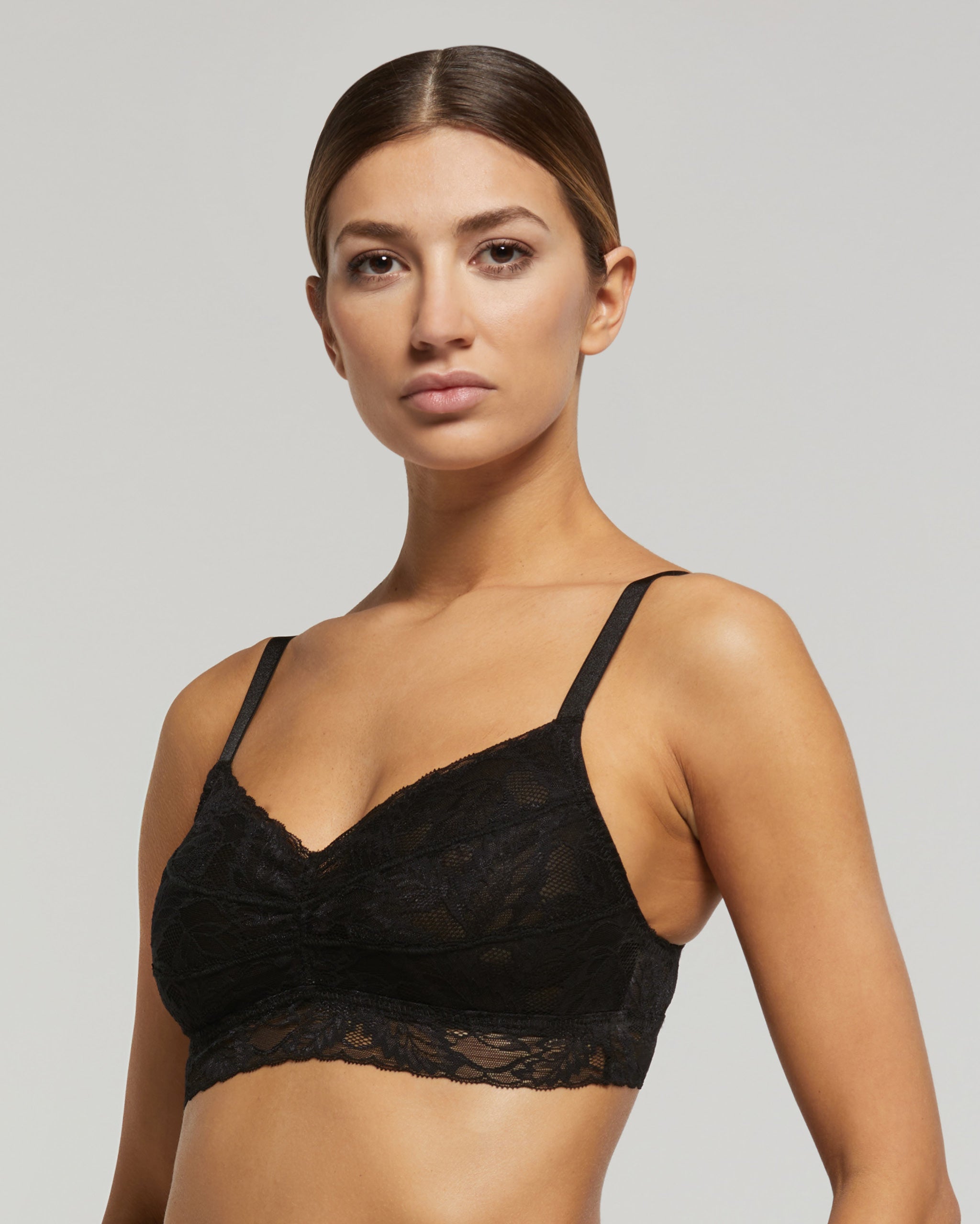 <b>Ensemble complet de sous-vêtements en dentelle coordonnée</b> (Noir)