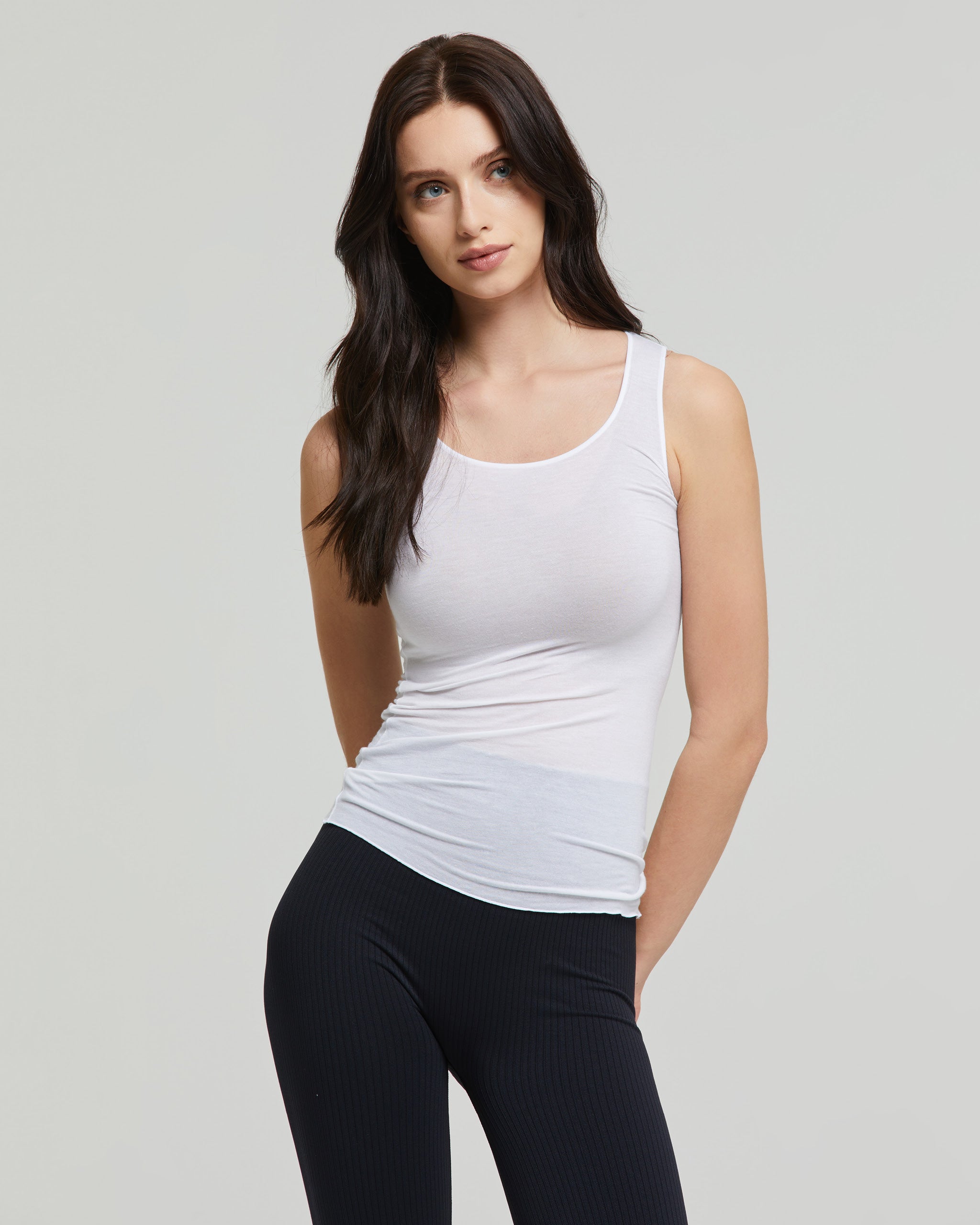 Modal cashmere tank top with round neckline