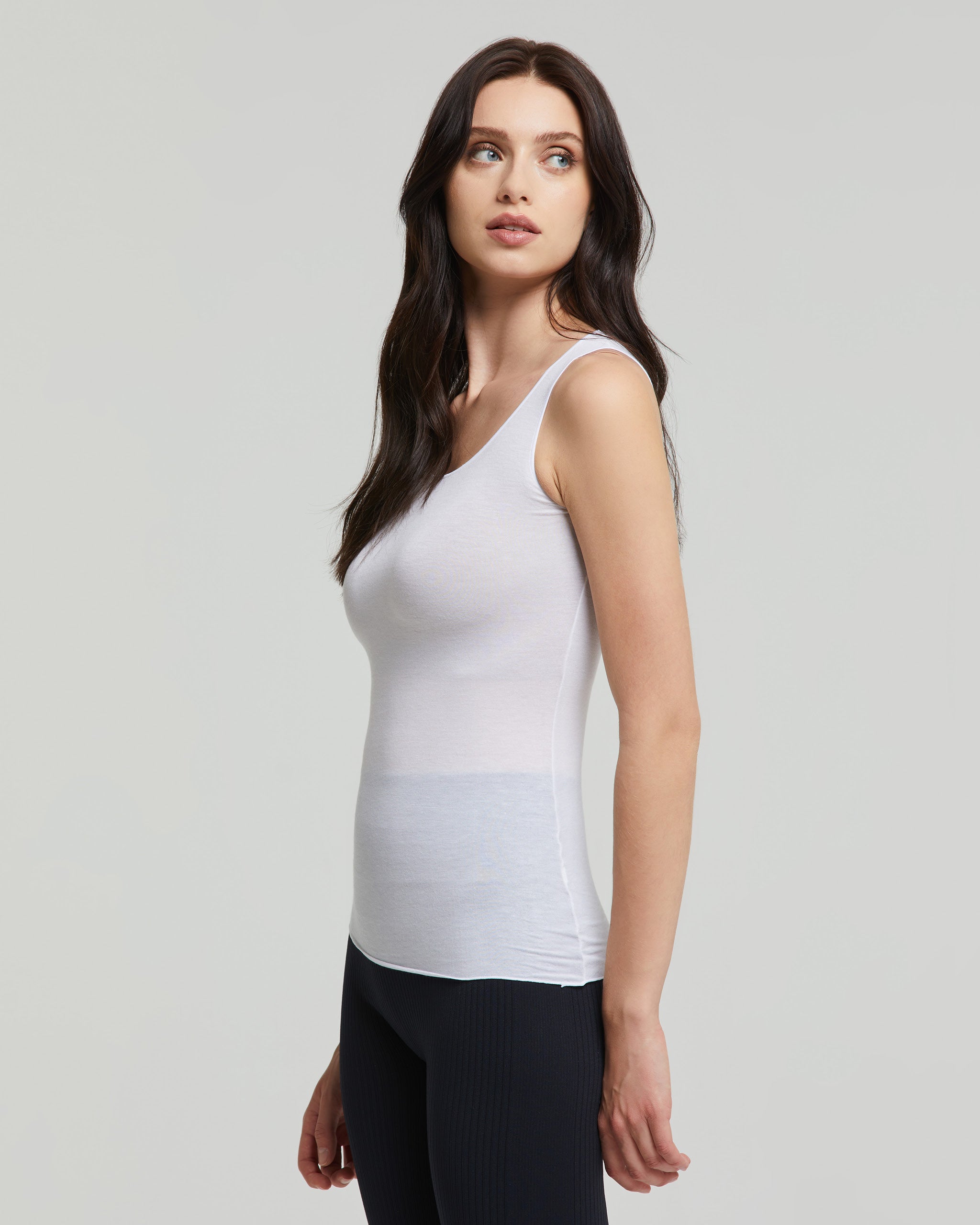 Modal cashmere tank top with round neckline