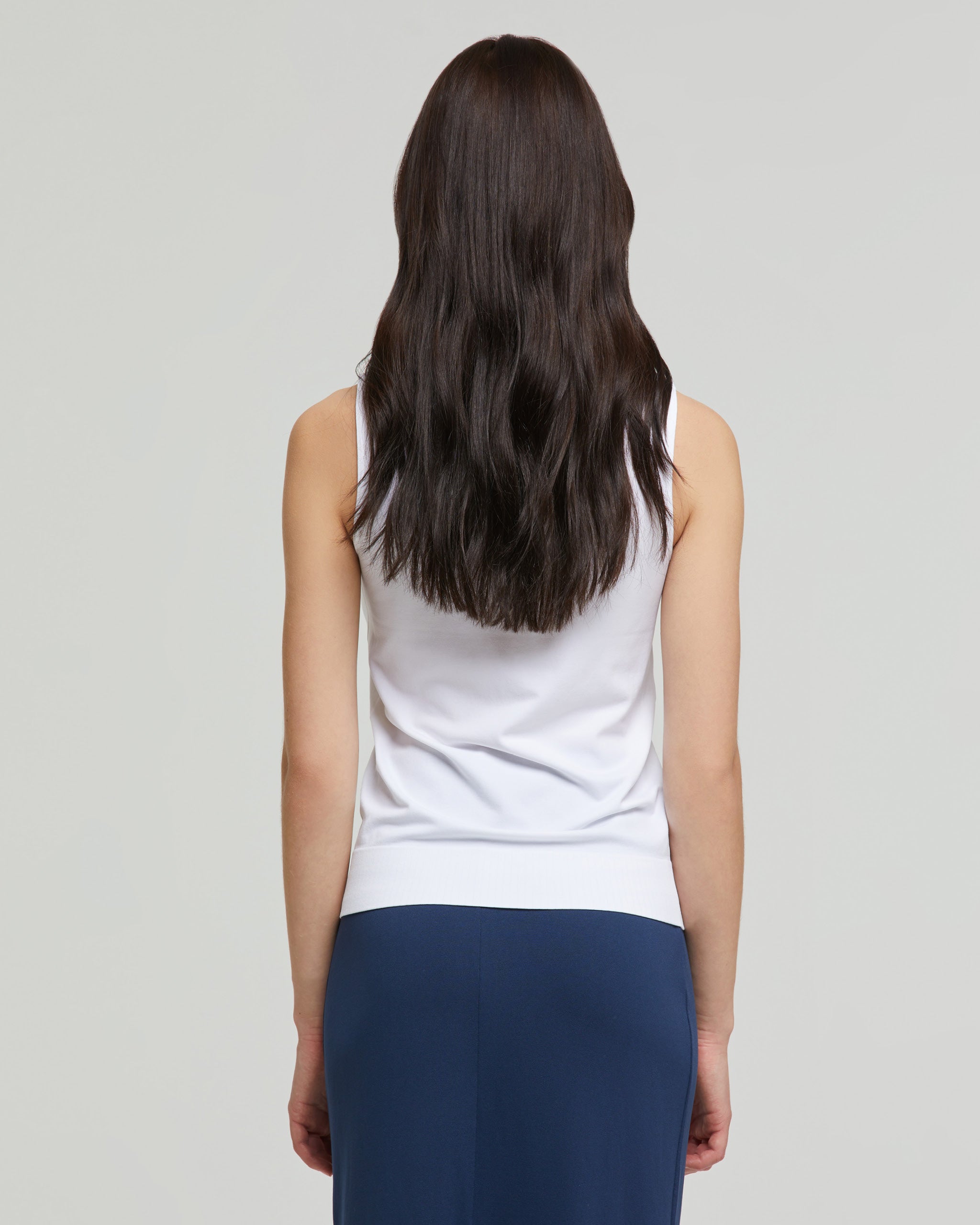 Sleeveless boat neckline seamless