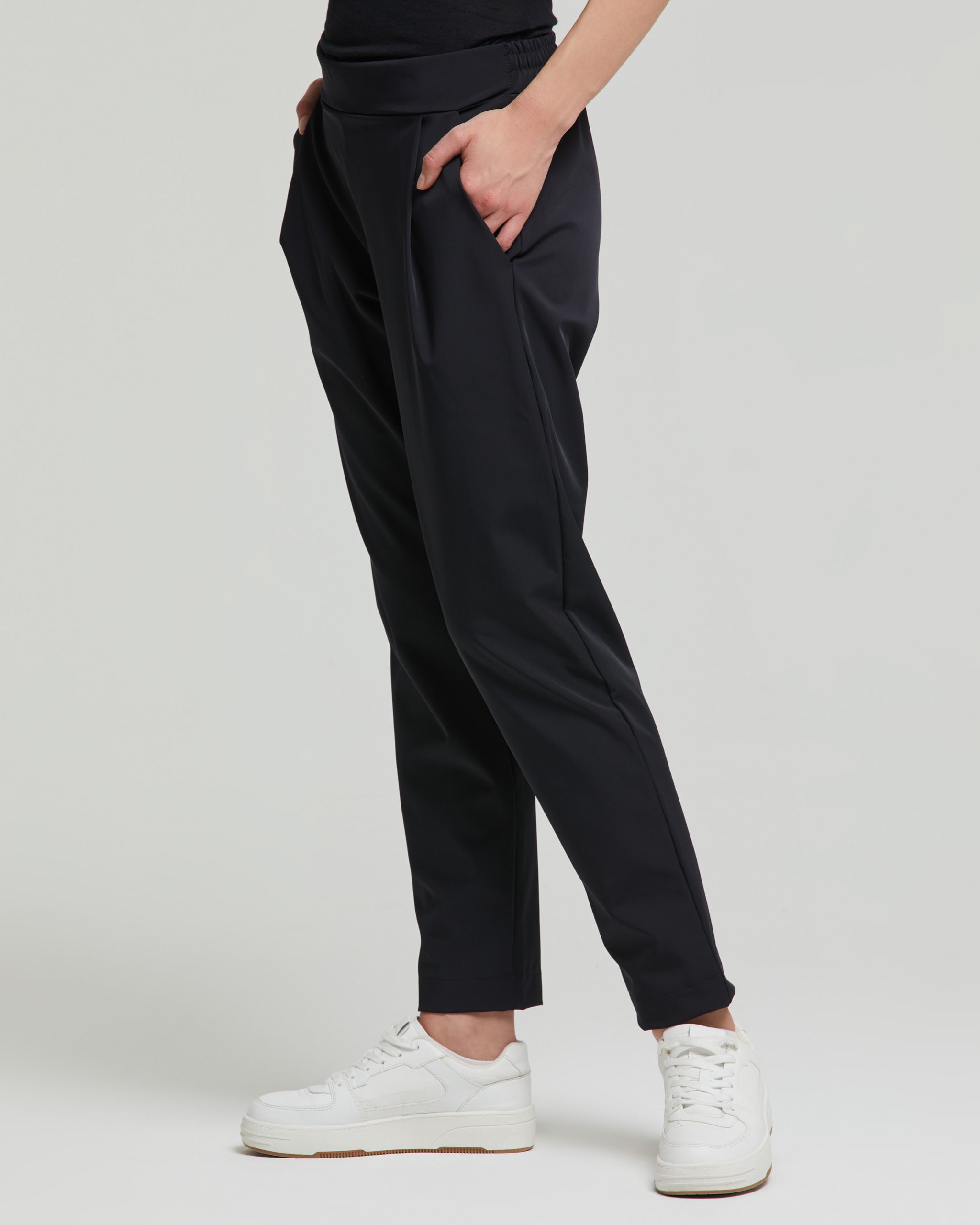 Nouveau pantalon femme Sara, modèle classique