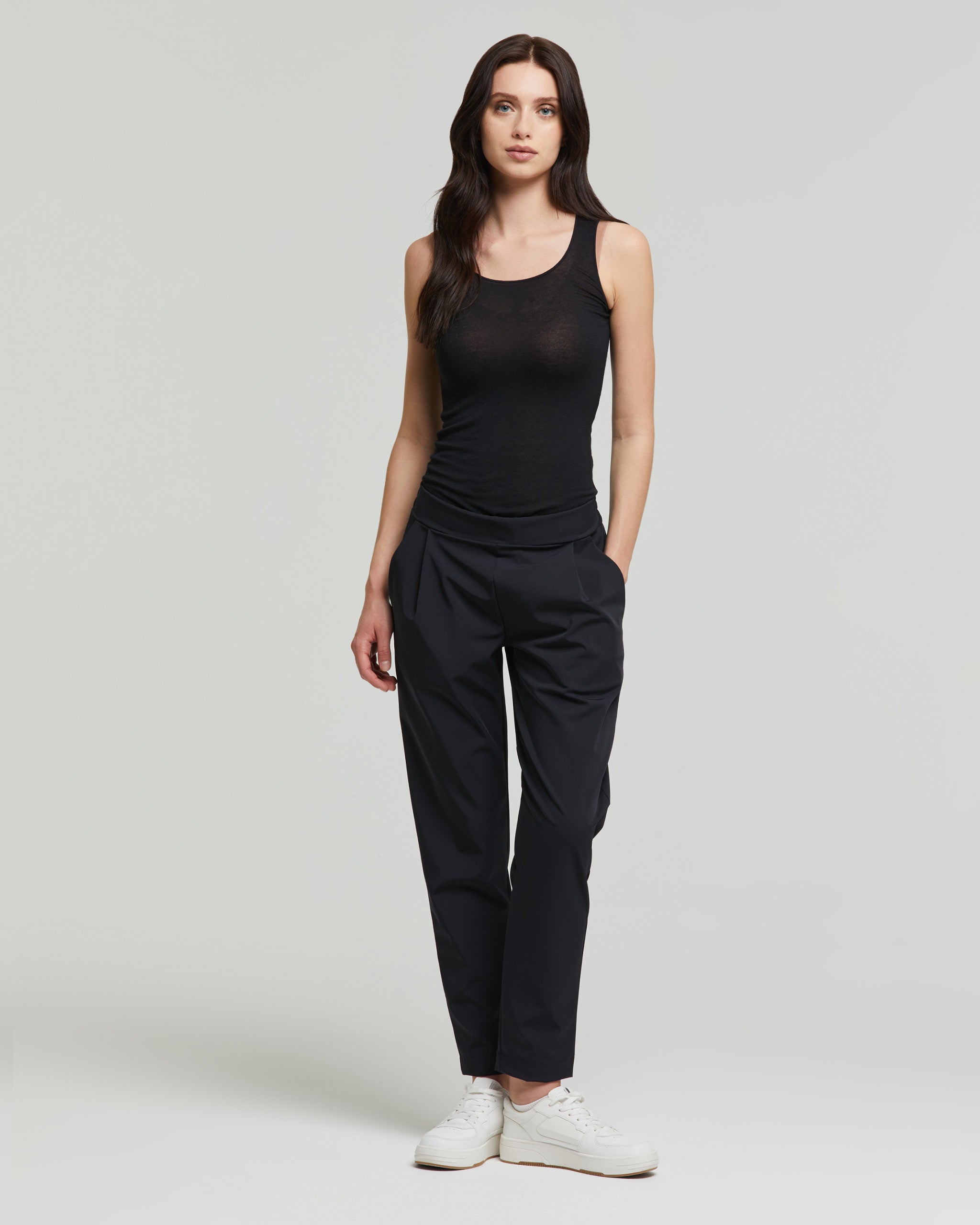 Nouveau pantalon femme Sara, modèle classique