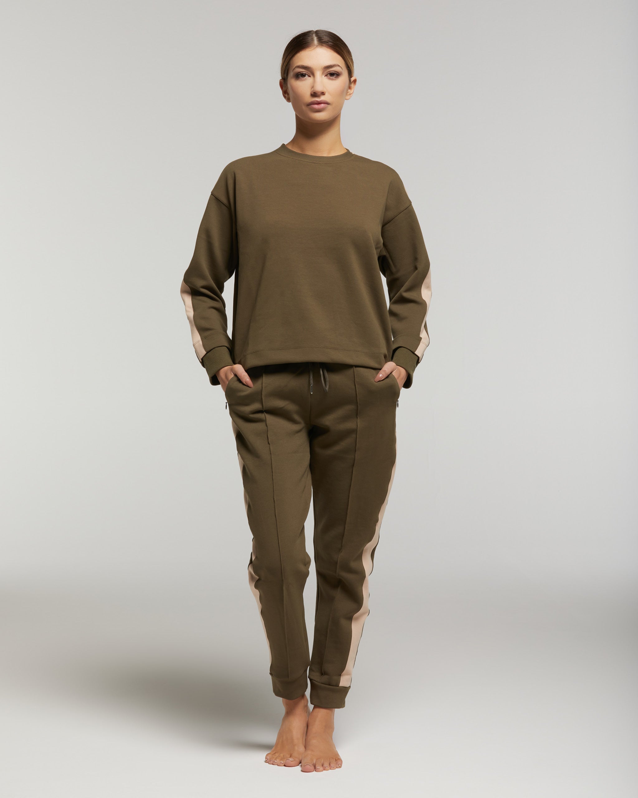 <b>Ensemble complet</b> de survêtement femme Freetime (Vert militaire)