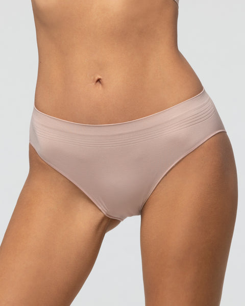 Seamless elasticated bikini briefs, odor control, white, Women's Underwear